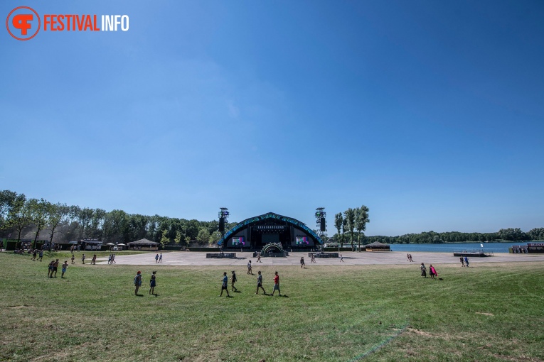 Sfeerfoto Down The Rabbit Hole 2018