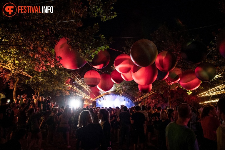 Sfeerfoto Down The Rabbit Hole 2018