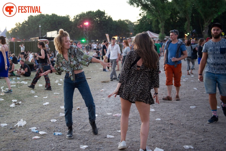 Sfeerfoto Down The Rabbit Hole 2018