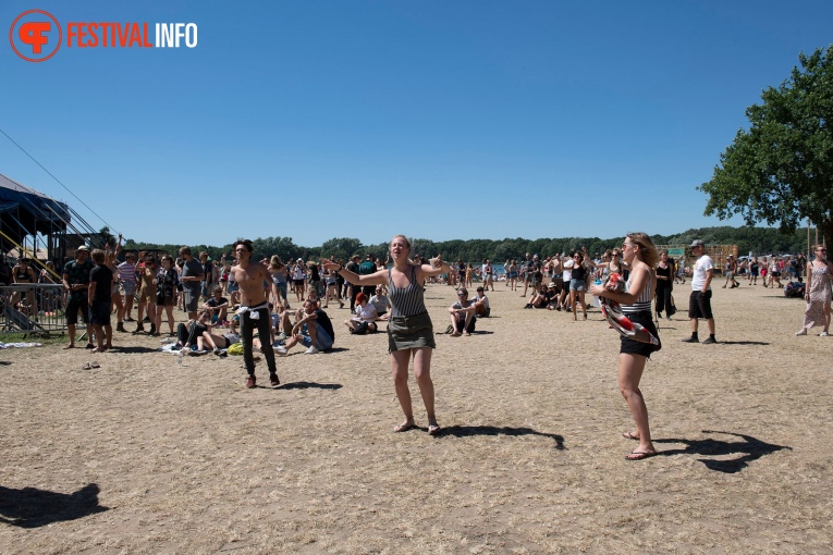 Sfeerfoto Down The Rabbit Hole 2018