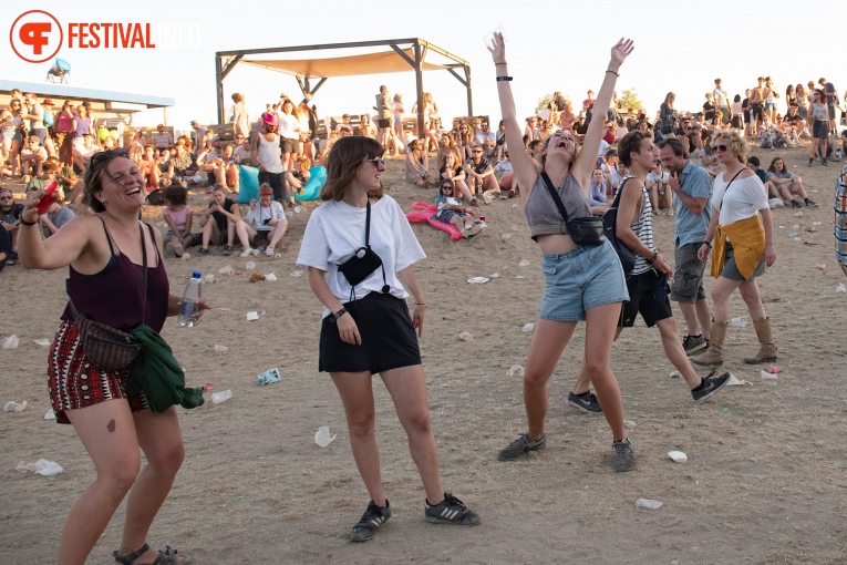 Sfeerfoto Down The Rabbit Hole 2018