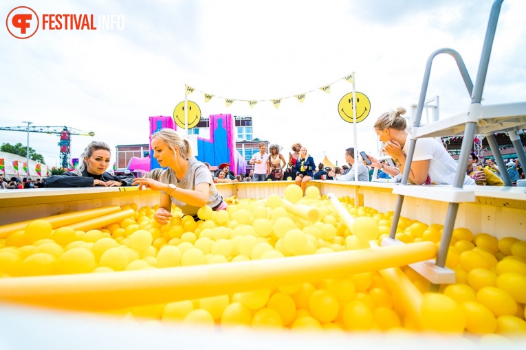 Sfeerfoto Elrow Town Festival