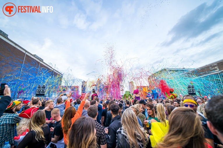 Sfeerfoto Elrow Town Festival