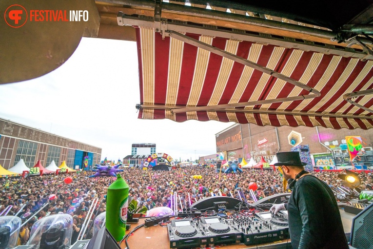 Sfeerfoto Elrow Town Festival