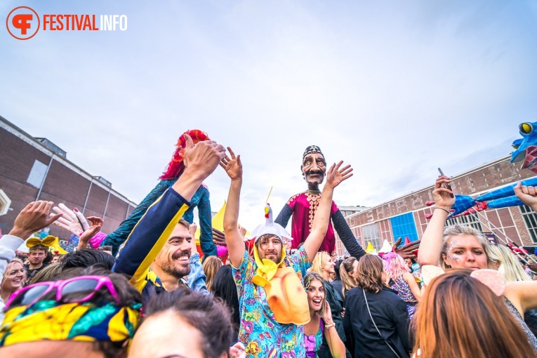 Sfeerfoto Elrow Town Festival