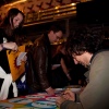 Sfeerfoto Snow Patrol Signeersessie - 10/11 - FAME Megastore