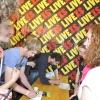 Sfeerfoto Pinkpop 2013 - Signeersessies - dag 1