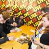 Sfeerfoto Pinkpop 2013 - Signeersessies - dag 1