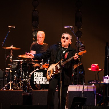 review: Elvis Costello -28/06 - Carré Elvis Costello & the Imposters
