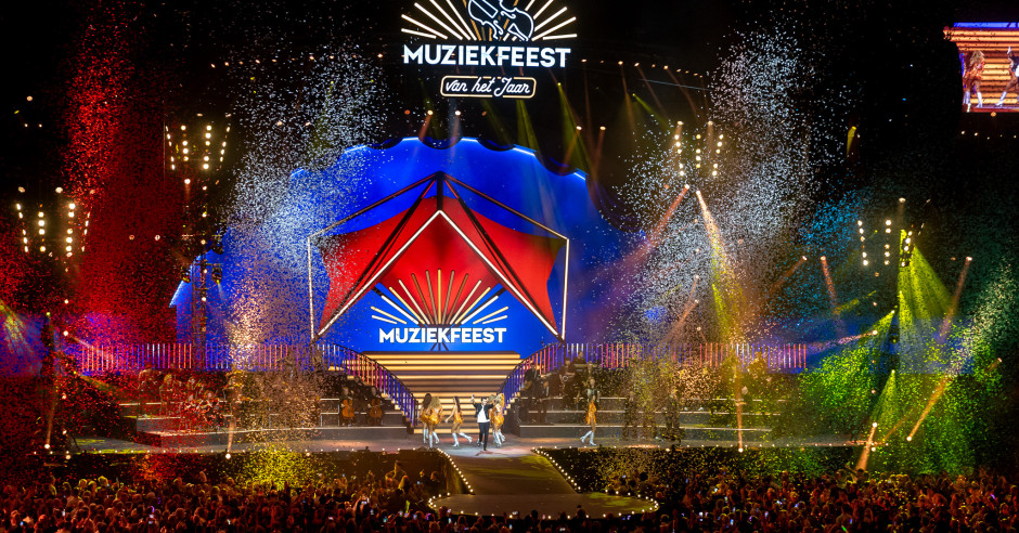 Bekijk de Muziekfeest Van Het Jaar - 12/12 - Ziggo Dome foto's