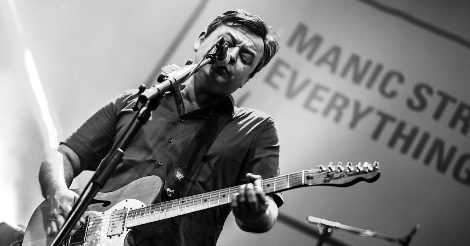 Bekijk de Manic Street Preachers - 29/04 - Paradiso foto's