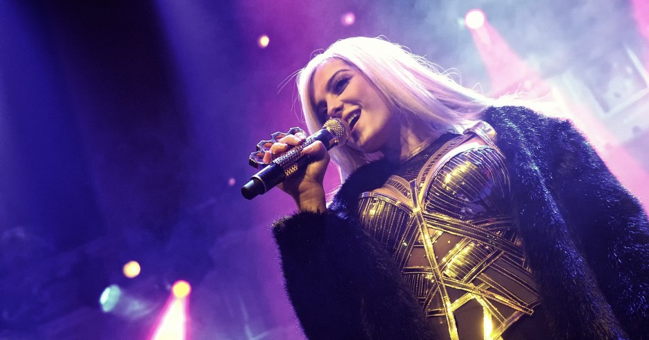 Bekijk de Bebe Rexha - 03/05 - Paradiso foto's