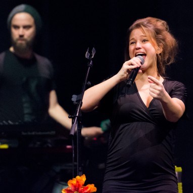 review: Selah Sue - 7/12 - TivoliVredenburg Selah Sue