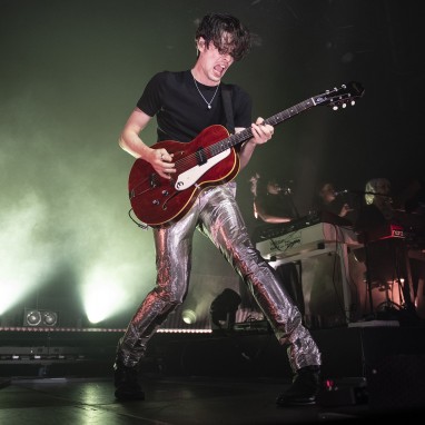 review: James Bay - 11/06 - Melkweg James Bay
