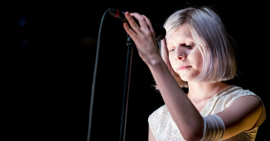Festivalinfo review: Aurora - 19/3 - Paradiso