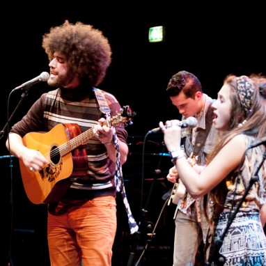 Rilan & The Bombardiers