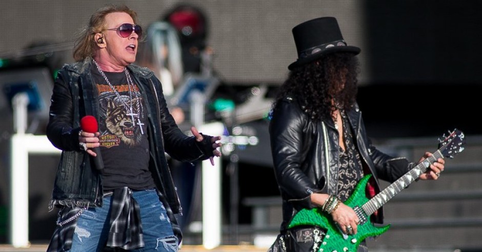 Bekijk de Guns N' Roses - 12/07 - Goffertpark foto's