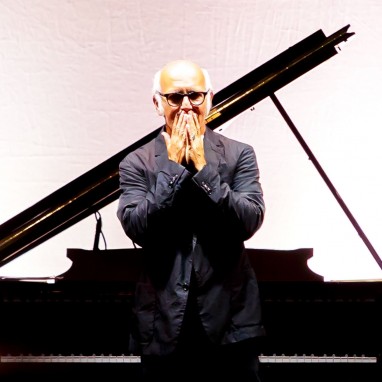 review: Ludovico Einaudi - 09/07 - AFAS Live Ludovico Einaudi