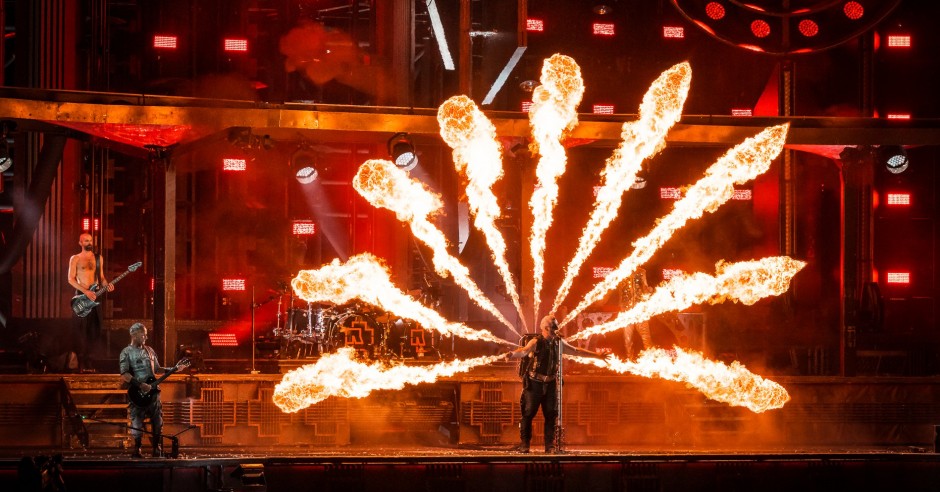Festivalinfo review: Rammstein - 04/07 - Goffert Park