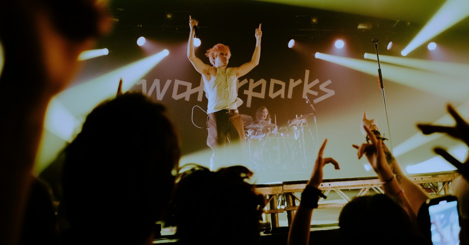 Festivalinfo review: Waterparks - 29/06 - Melkweg