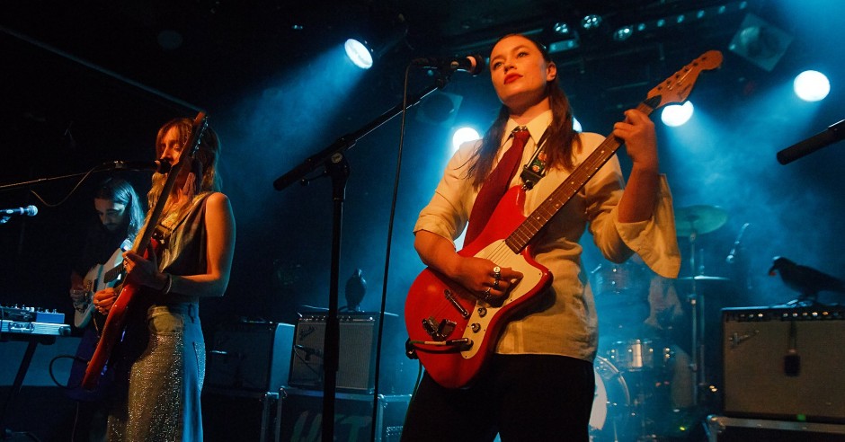 Festivalinfo review: Wet Leg - 20/5 - Rotown