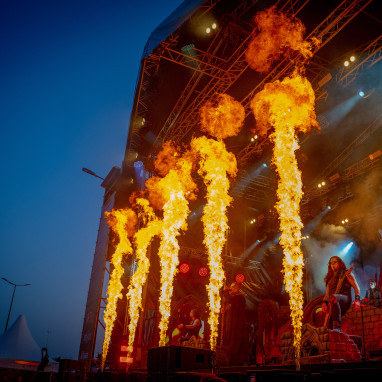 review: Into The Grave 2025 - Zondag Powerwolf