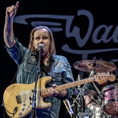 review: Walter Trout -26/4 - Doornroosje Walter Trout