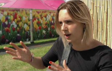 Video: MØ moest zichzelf terugvinden na succes 'Lean On'
