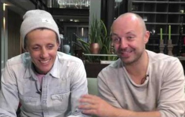 Video: Sarah Bettens moest 'vechten' voor duet met Niels Geusebroek