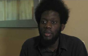 Video: Michael Kiwanuka hoorde nooit ergens bij