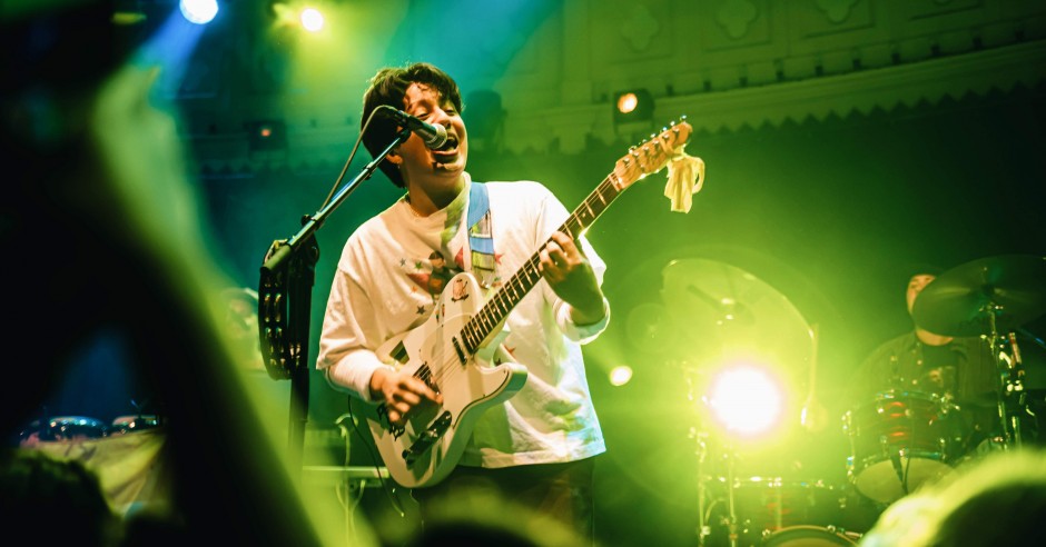 Bekijk de Boy Pablo - 09/03 - Paradiso foto's
