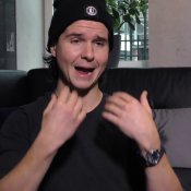Video: 'Eerlijke' Lukas Graham vindt het moeilijk zich politiek uit te spreken
