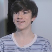Video: 'Declan McKenna moet zijn beste muziek nog maken'