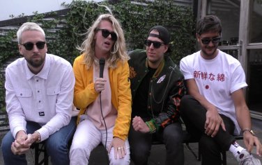 Video: Kris Kross Amsterdam erg blij met toestemming Shakira