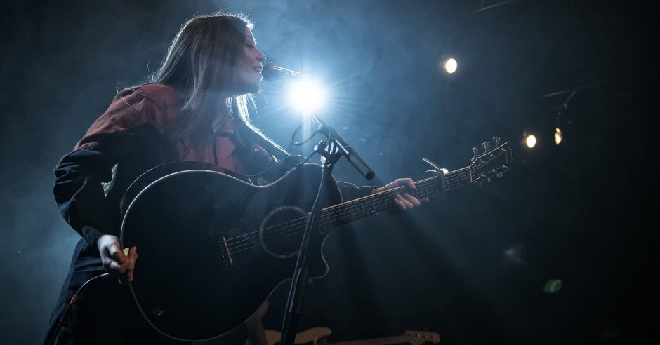 Bekijk de Jade Bird - 13/02 - Paradiso Noord (Tolhuistuin) foto's