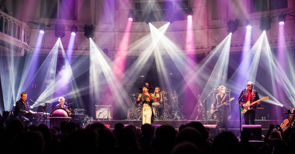Festivalinfo review: The Divine Comedy - 19/02 - Paradiso