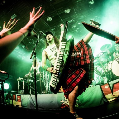 review: Alestorm - 13/10 - Melkweg Alestorm