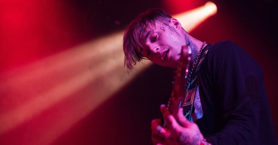 Festivalinfo review: Highly Suspect - 12/02 - Melkweg