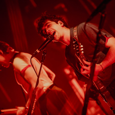 review: Circa Waves - 11/02 - TivoliVredenburg Circa Waves