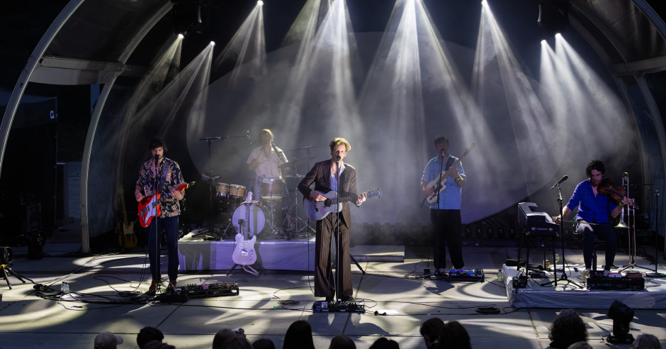 Festivalinfo review: Live At Amsterdamse Bos: Warhaus - 07/08 - Openlucht Theater Amsterdamse Bos