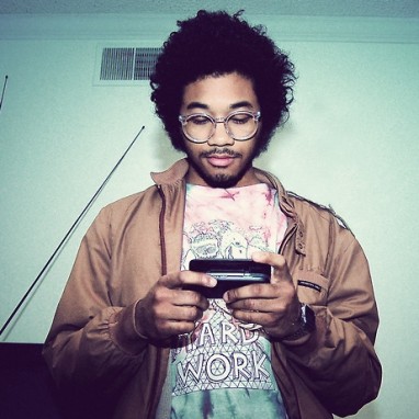 Toro Y Moi