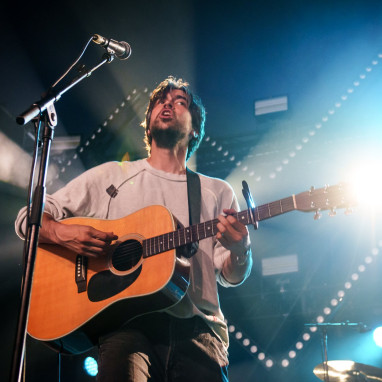 alex g