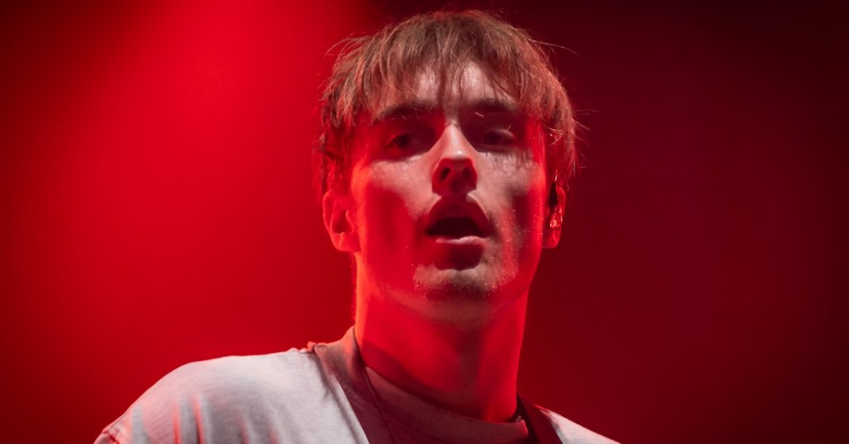 Bekijk de Sam Fender - 18/04 - Doornroosje foto's
