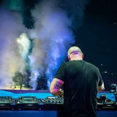 review: DJ Paul Elstak - 14/12 - Gelredome DJ Paul Elstak