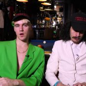 Video: HMLTD: 'Goede kunst daagt mensen uit'