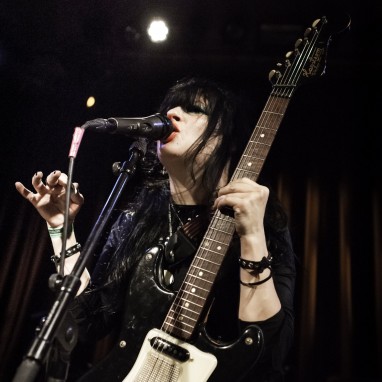 review: Death Valley Girls - 12/06 - Paradiso Death Valley Girls