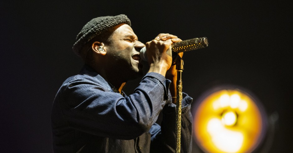 Bekijk de Leon Bridges - 01/11 - AFAS Live foto's