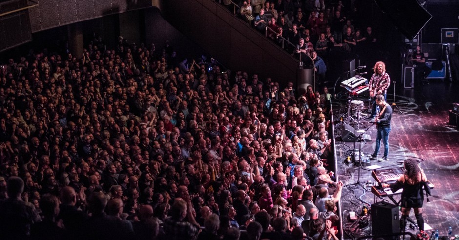 Festivalinfo review: Dweezil Zappa - 01/12 - TivoliVredenburg