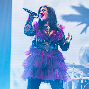 review: Lacuna Coil - 14/11 - Doornroosje Lacuna Coil