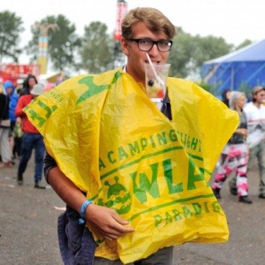 Regen publiek festival weer sfeer